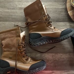 Like New UGG Adirondack All Weather Boots